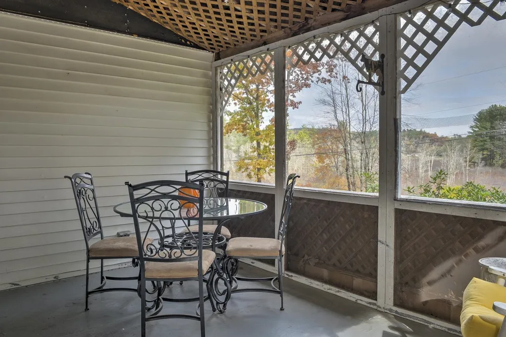 135 West Street Swanzey NH 03446