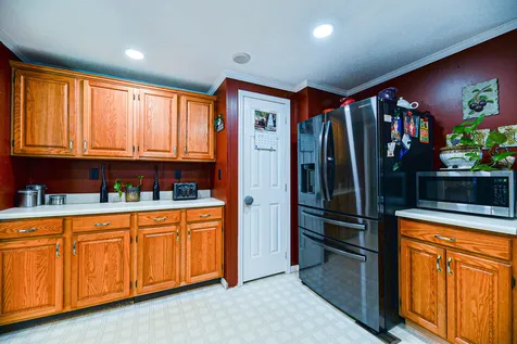 31 Lilac Court Raymond NH 03077