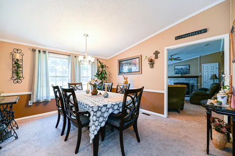 31 Lilac Court Raymond NH 03077