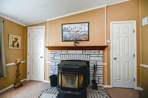31 Lilac Court Raymond NH 03077