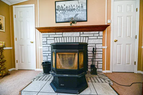 31 Lilac Court Raymond NH 03077