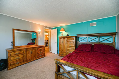 31 Lilac Court Raymond NH 03077