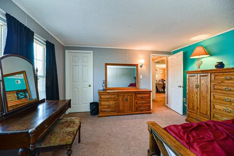 31 Lilac Court Raymond NH 03077