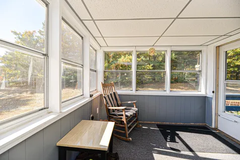31 Lilac Court Raymond NH 03077
