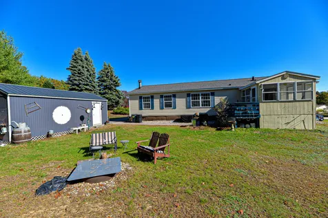 31 Lilac Court Raymond NH 03077