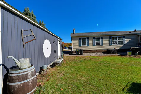 31 Lilac Court Raymond NH 03077