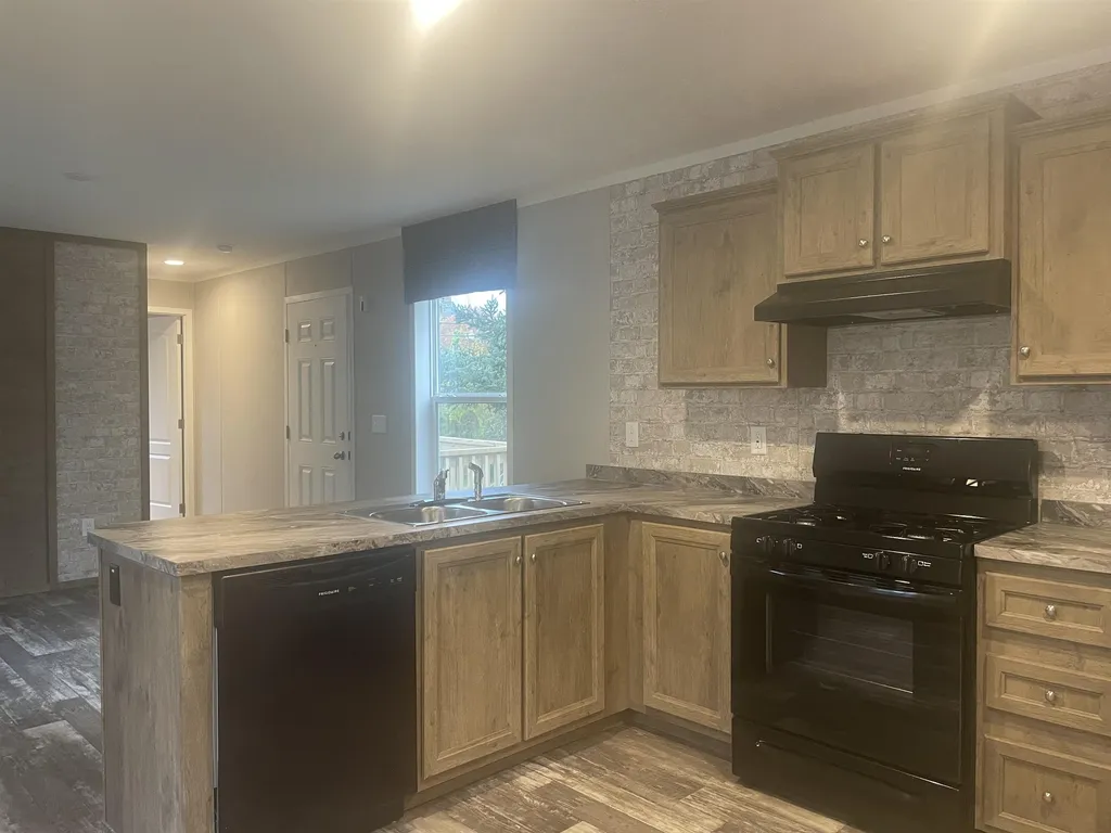 6 Cherry Street Belmont NH 03220