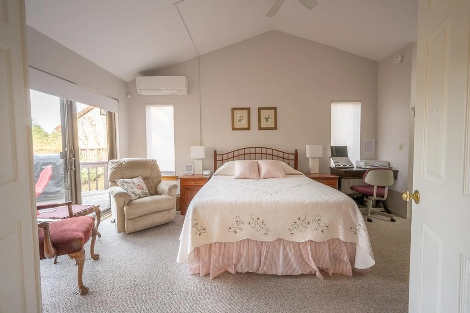 40 Lakeland Drive Hartford VT 05059