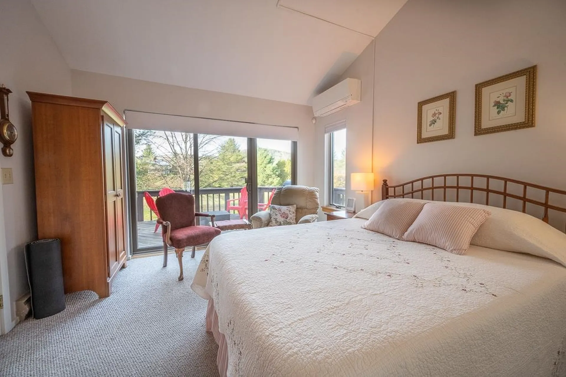 40 Lakeland Drive Hartford VT 05059