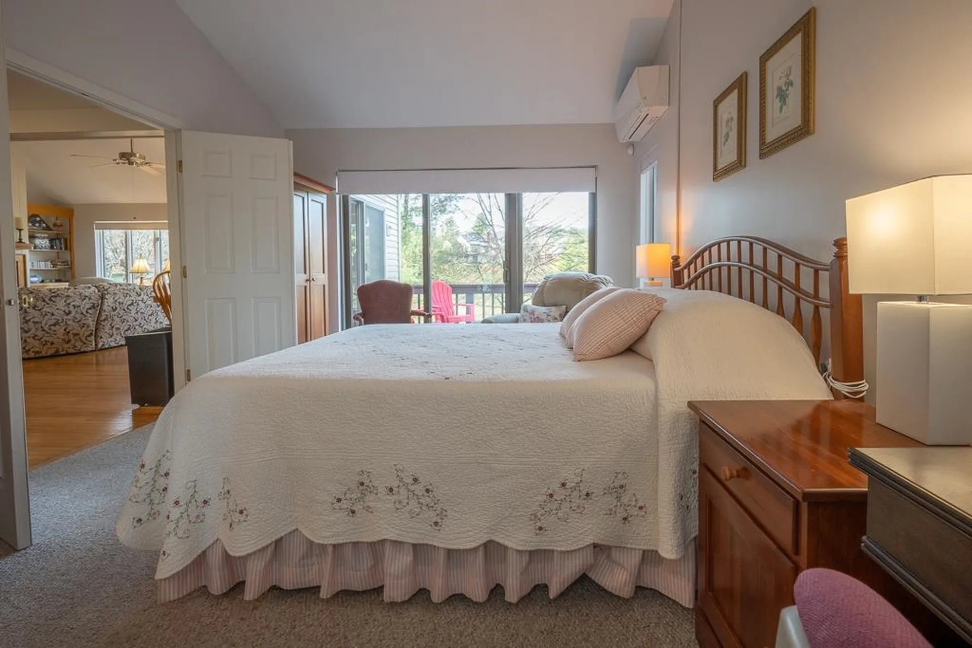 40 Lakeland Drive Hartford VT 05059