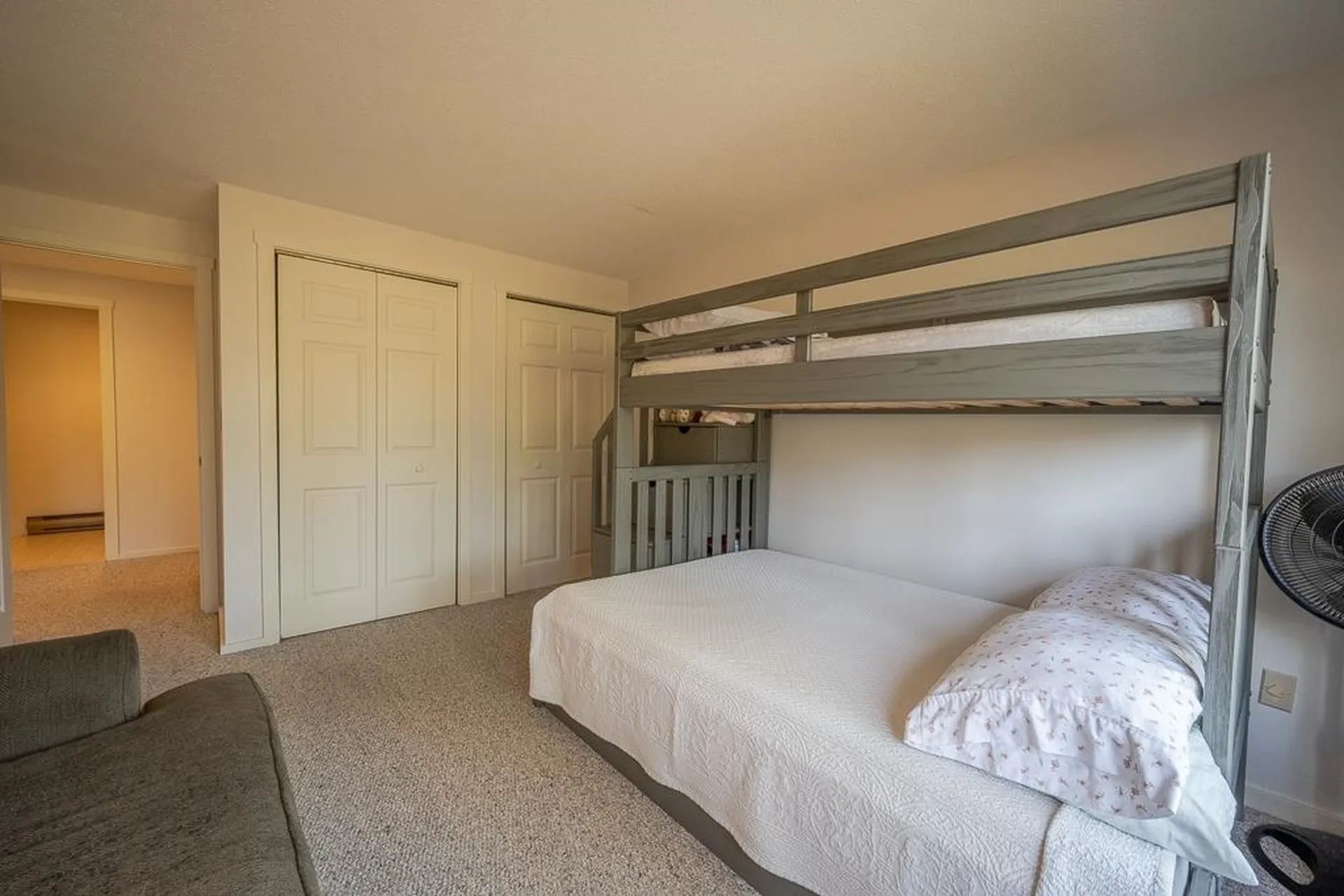 40 Lakeland Drive Hartford VT 05059