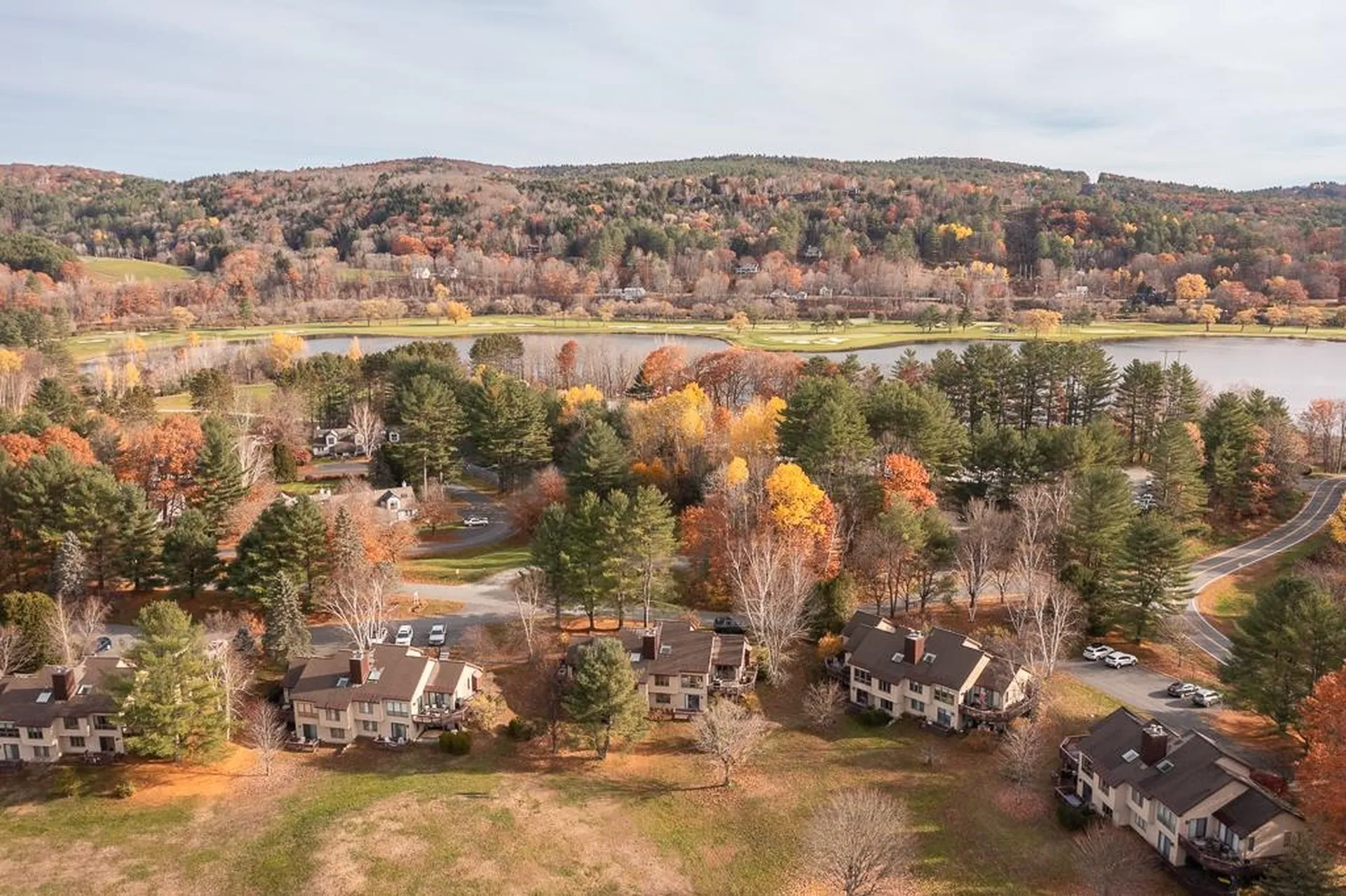 40 Lakeland Drive Hartford VT 05059