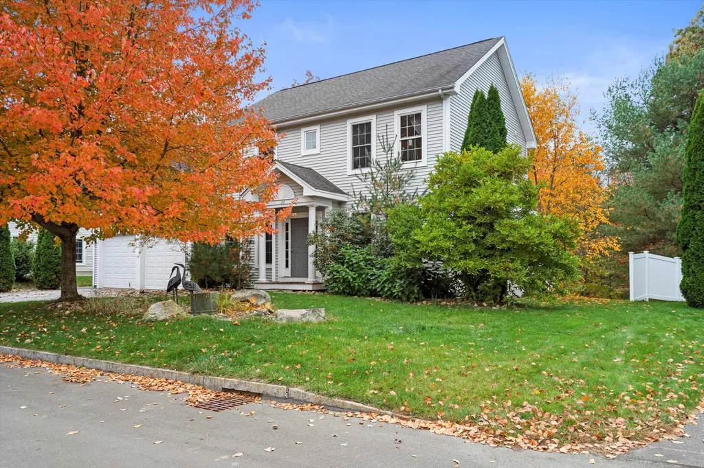 32 River Birch Circle Manchester NH 03102