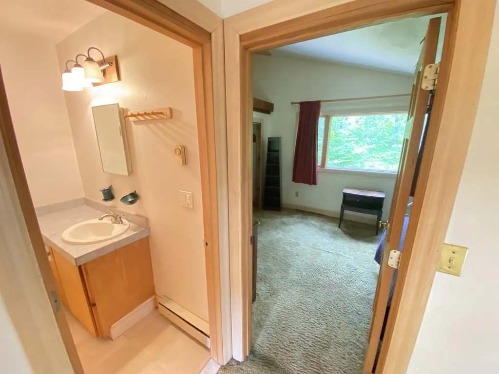 320 Grand Hollow Road Warren VT 05674