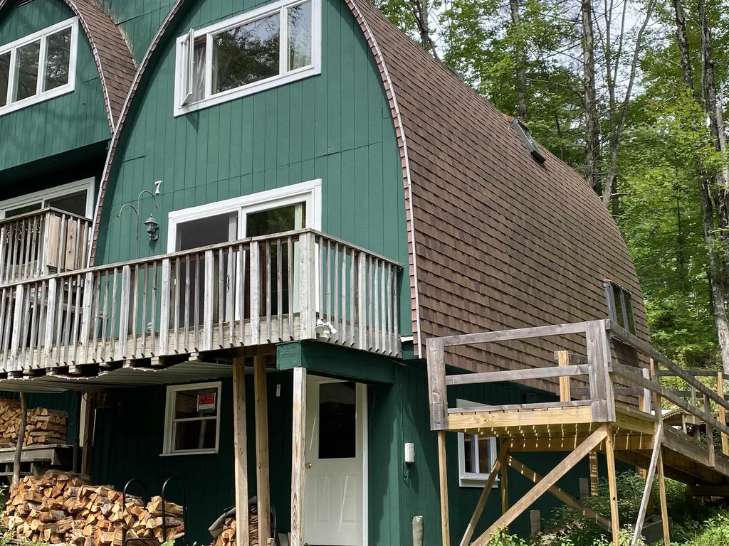 320 Grand Hollow Road Warren VT 05674