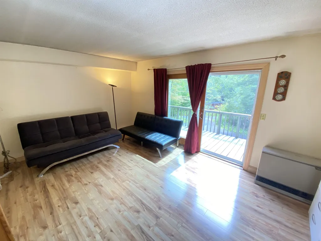320 Grand Hollow Road Warren VT 05674