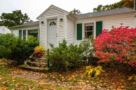 28 Pine Road North Hampton NH 03862
