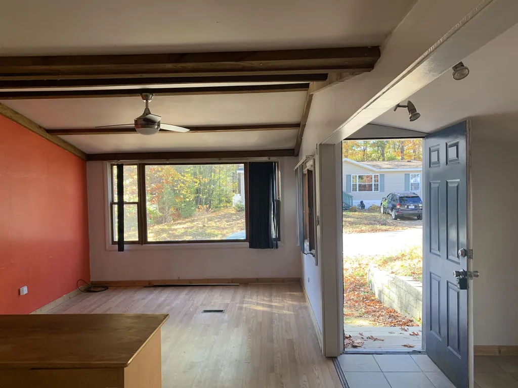 123 Roberts Road Barrington NH 03825