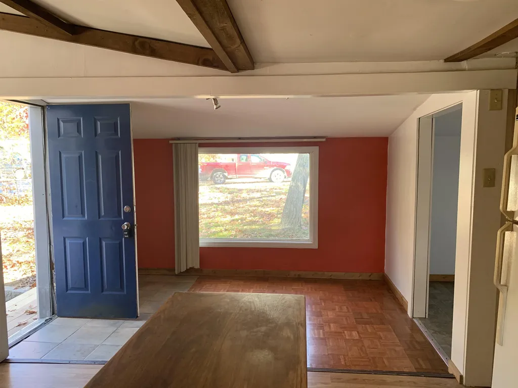 123 Roberts Road Barrington NH 03825
