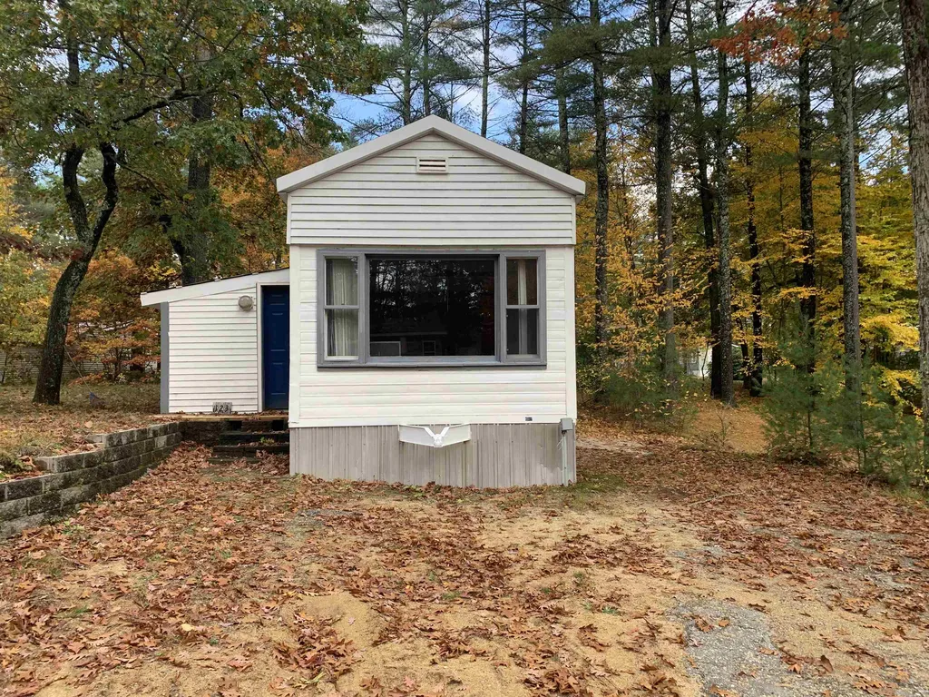 123 Roberts Road Barrington NH 03825