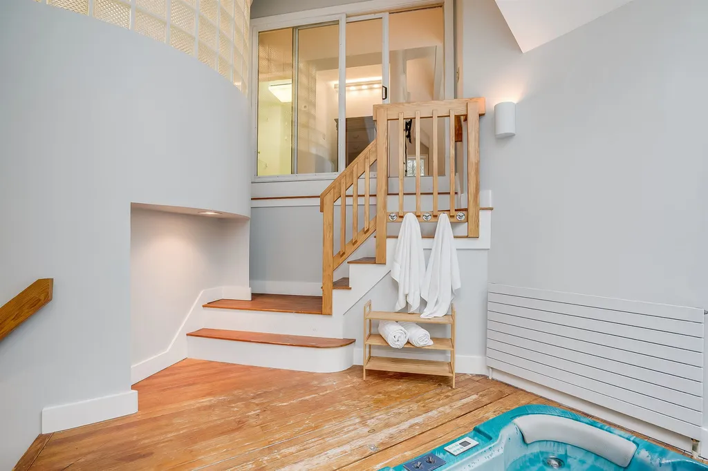55 Oakwood Drive Portsmouth NH 03801