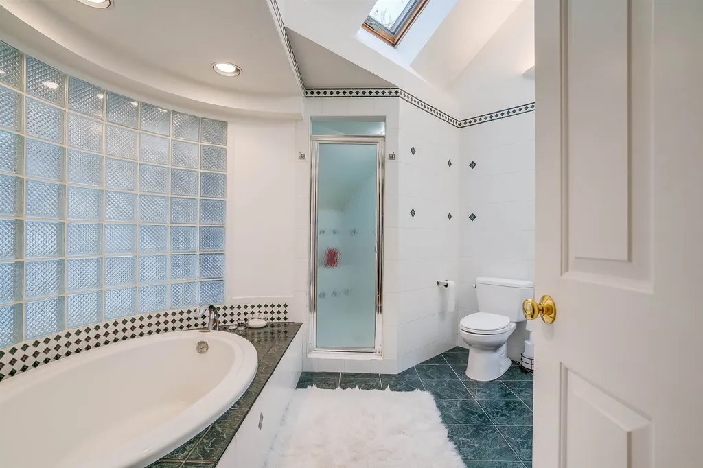 55 Oakwood Drive Portsmouth NH 03801