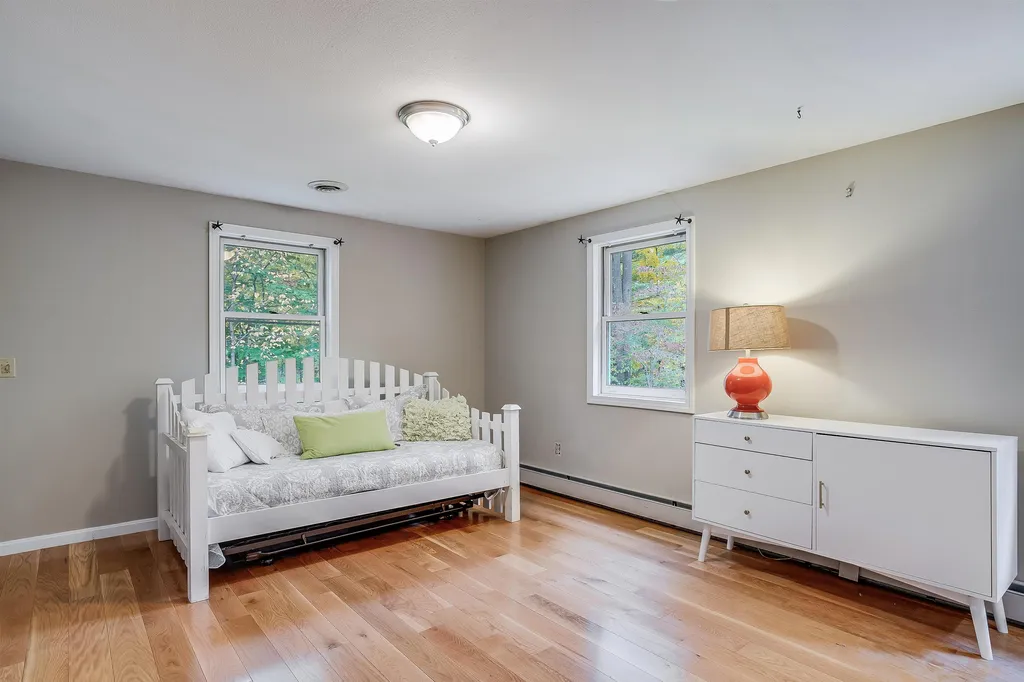55 Oakwood Drive Portsmouth NH 03801
