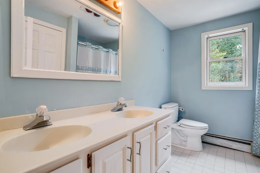55 Oakwood Drive Portsmouth NH 03801