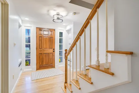 55 Oakwood Drive Portsmouth NH 03801