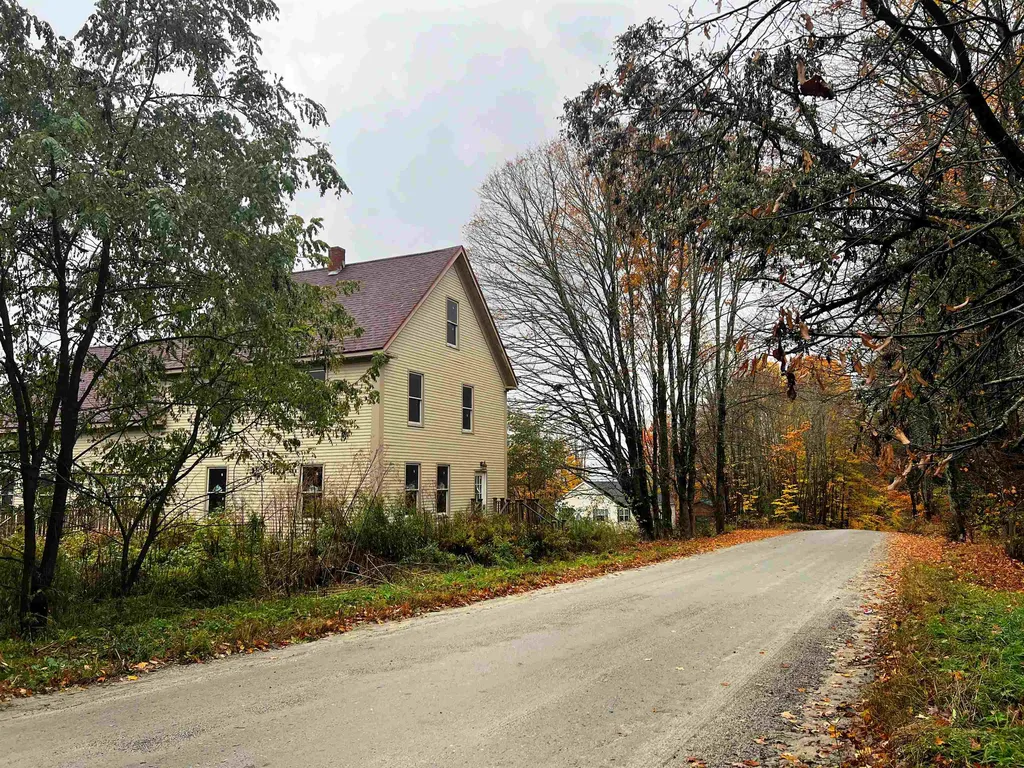 1246 Leighton Hill Road Newbury VT 05051