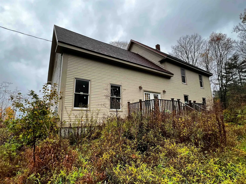 1246 Leighton Hill Road Newbury VT 05051