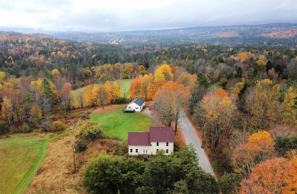 1246 Leighton Hill Road Newbury VT 05051