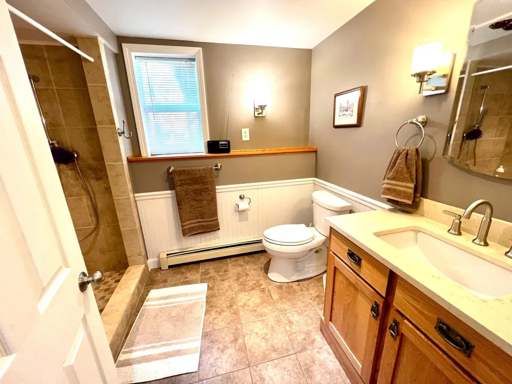 423 Salmon Falls Road Rochester NH 03868