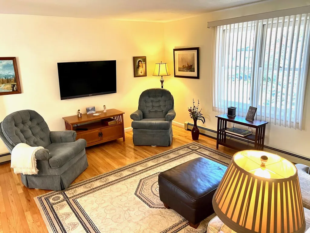 423 Salmon Falls Road Rochester NH 03868