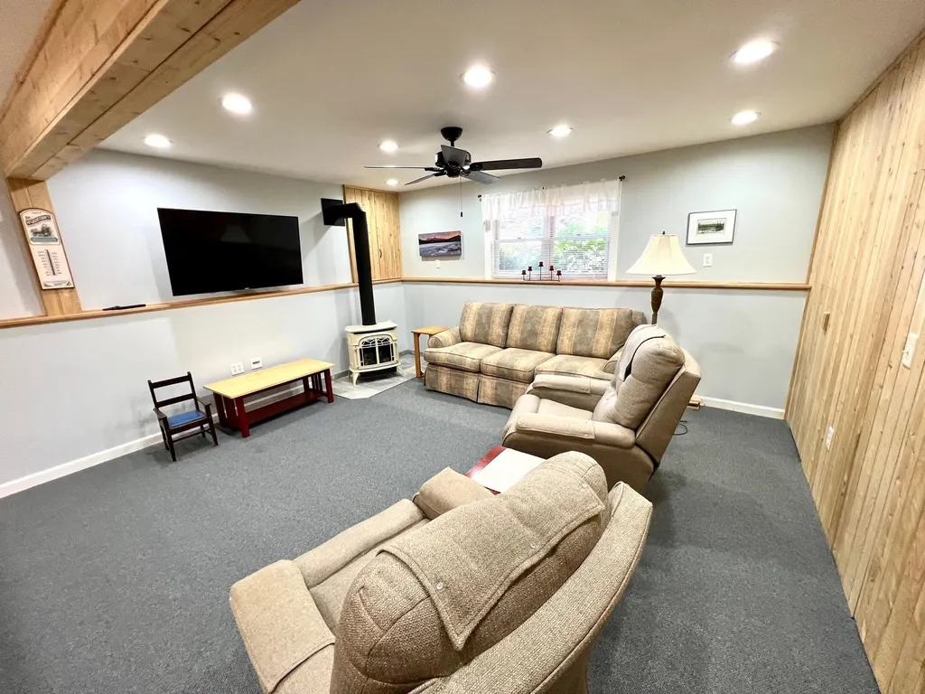 423 Salmon Falls Road Rochester NH 03868