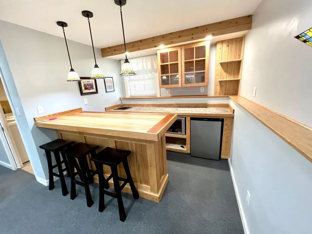 423 Salmon Falls Road Rochester NH 03868
