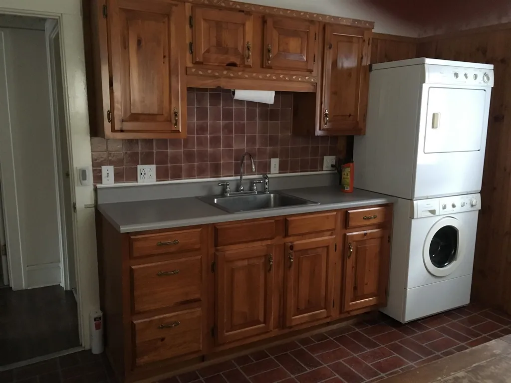 123 Pleasant Street Bennington VT 05201