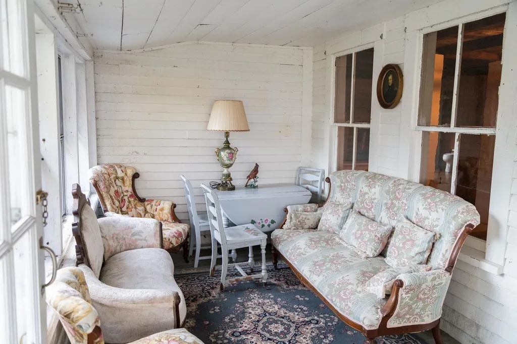 604 Stinson Lake Road Rumney NH 03266