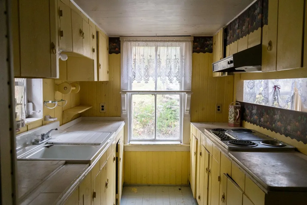 604 Stinson Lake Road Rumney NH 03266