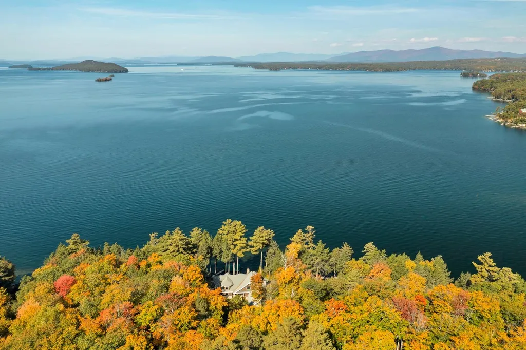 217 Damon Drive Alton NH 03809