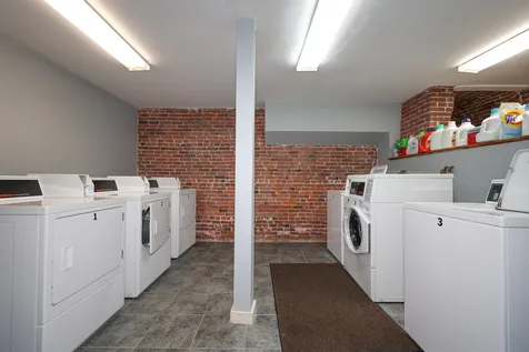 135 W Merrimack Street Manchester NH 03101