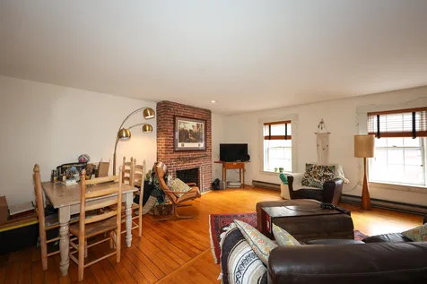 135 W Merrimack Street Manchester NH 03101