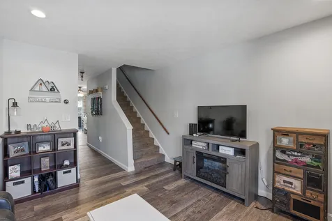 266 Endicott N Street Laconia NH 03246
