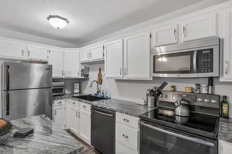 266 Endicott N Street Laconia NH 03246