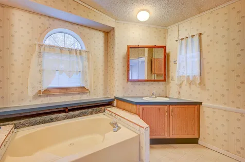 366 Lamplighter Drive Conway NH 03818