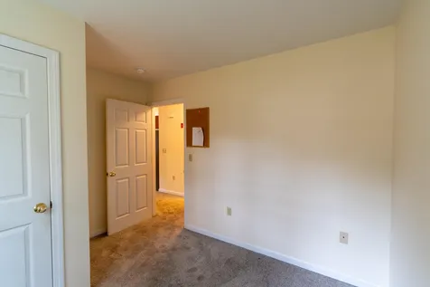 27 Barnes Avenue Alton NH 03809