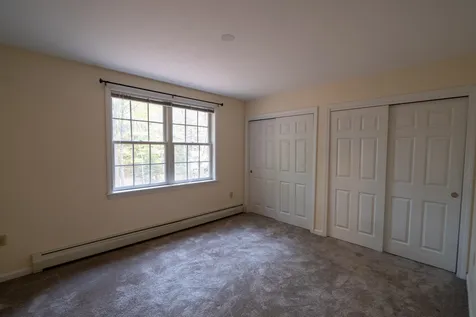 27 Barnes Avenue Alton NH 03809
