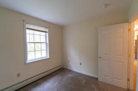 27 Barnes Avenue Alton NH 03809