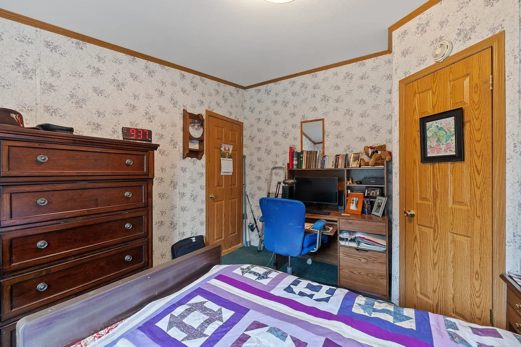 13 Bethlehem Road Whitefield NH 03598