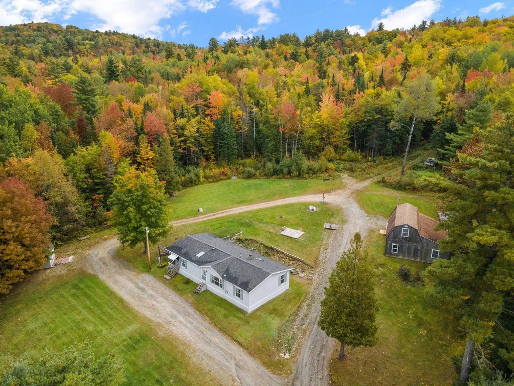 13 Bethlehem Road Whitefield NH 03598